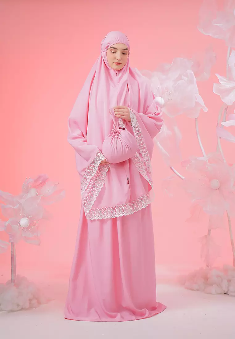 Ramaniya Fredelina Mukena