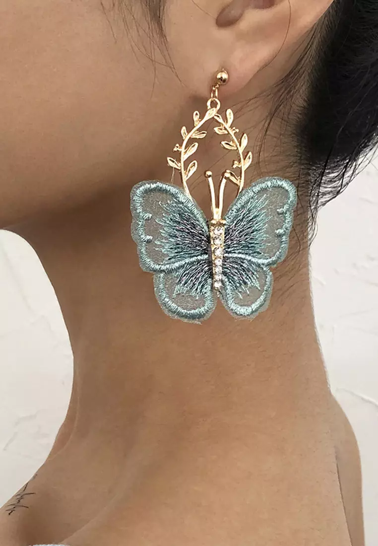 A Luxurious Day Earrings – Shimmering Butterflies Boutique