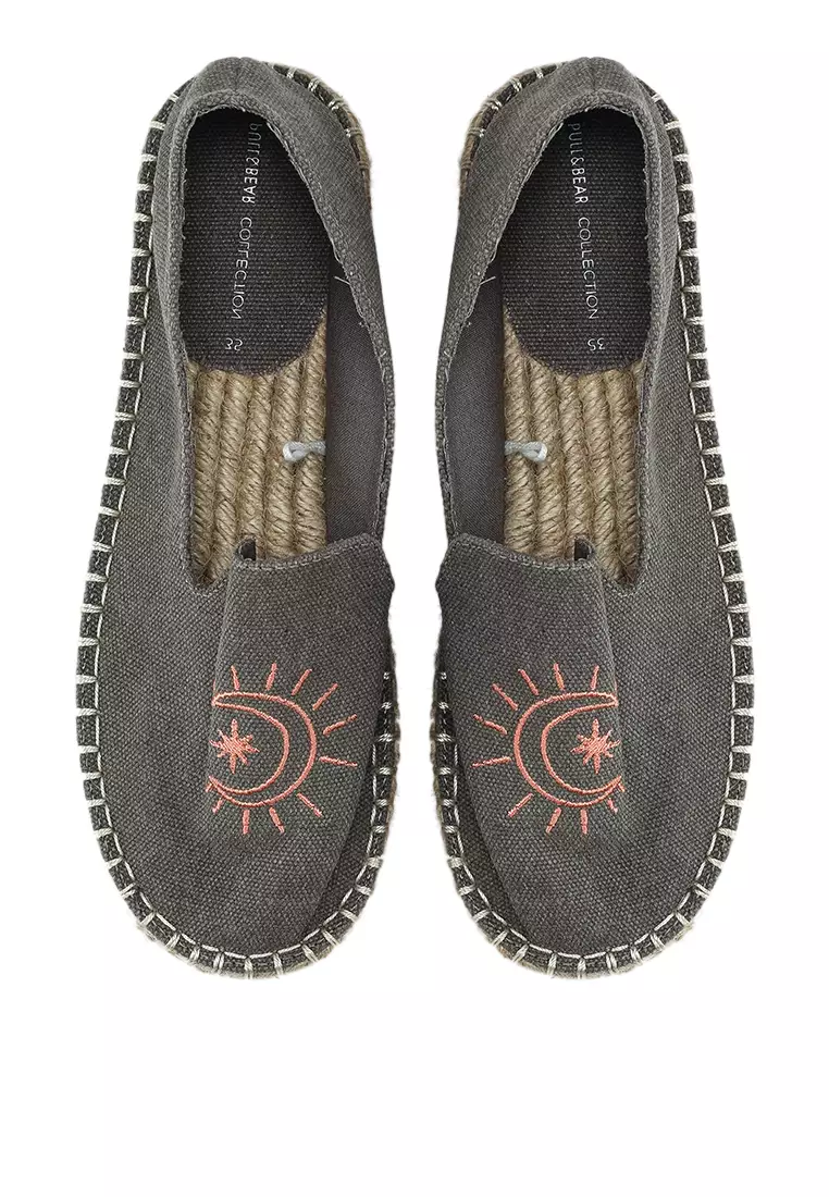 Espadrilles pull and bear discount