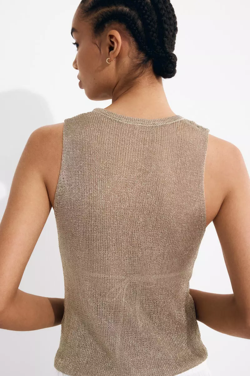 Metallic knitted top