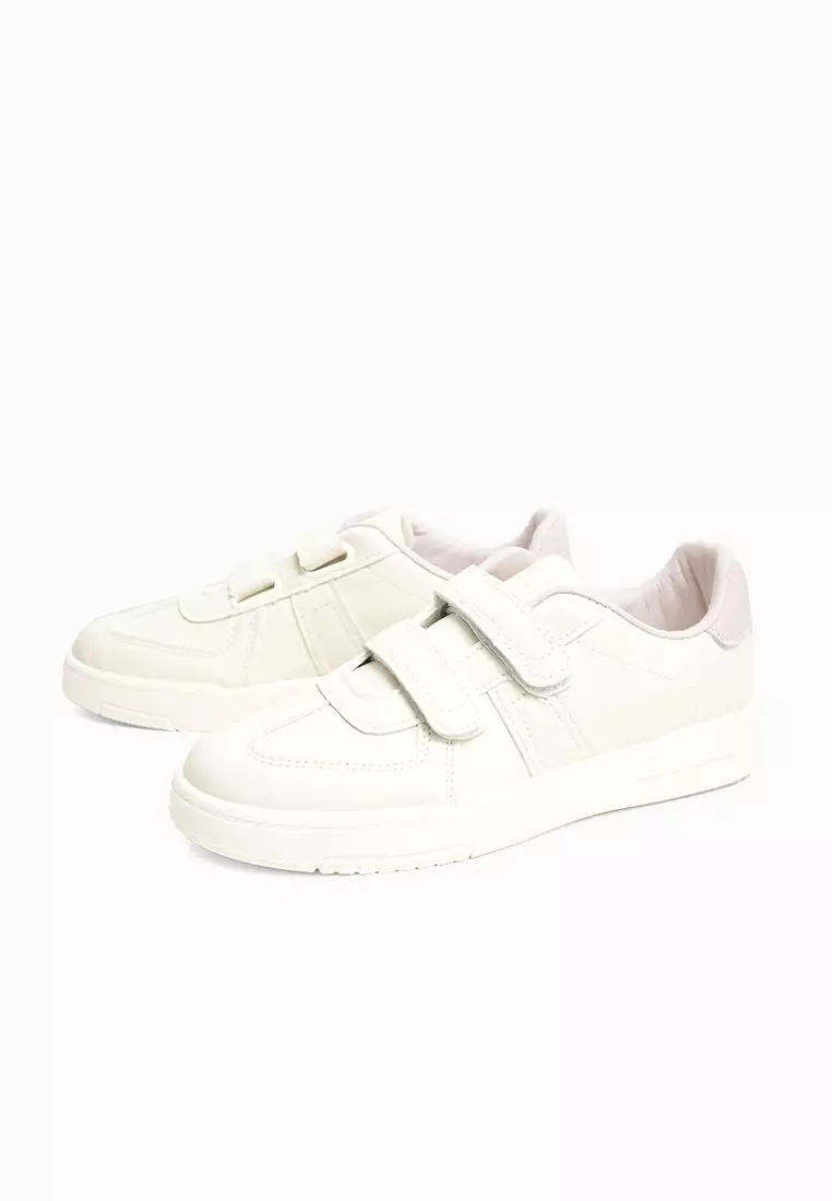 Almina Slip-On Sneakers