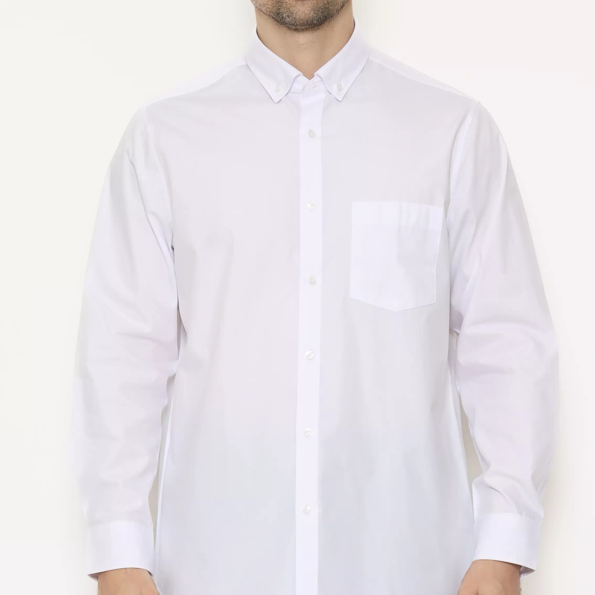 LAWELL DESMOND-MLRF Kemeja Formal Pria Putih Lengan Panjang Regular Fit Polyester Cotton