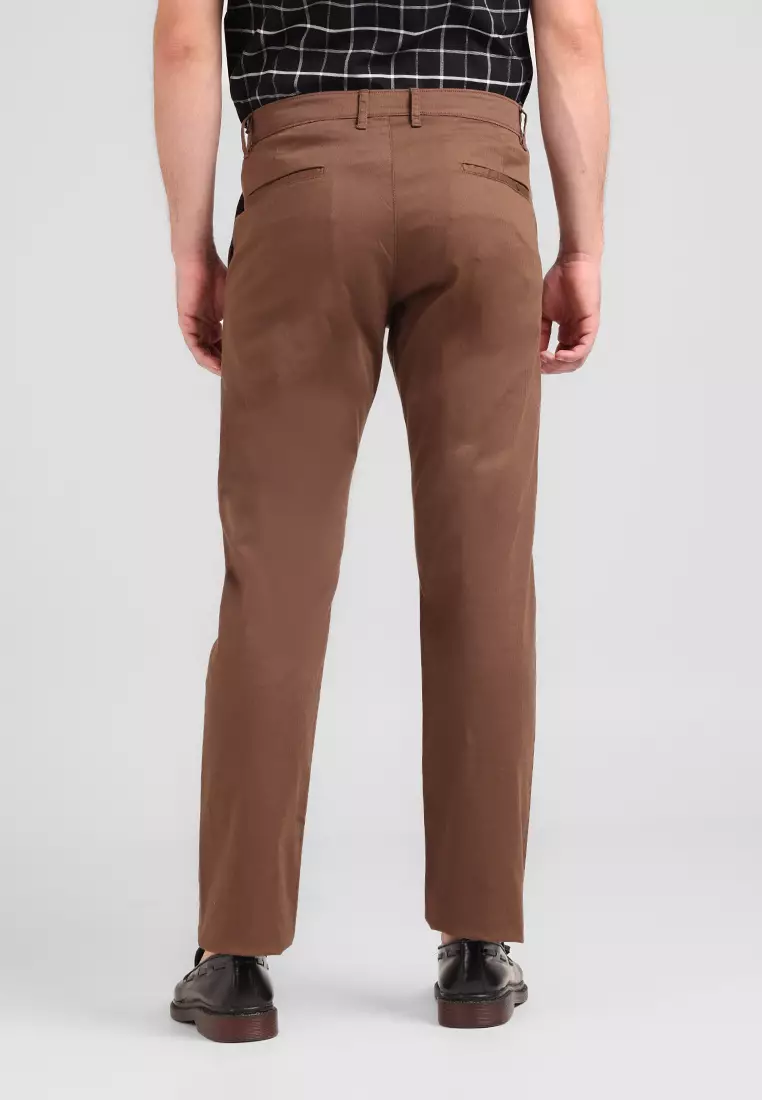 MANZONE - Celana Panjang Chinos Pria Kinjaz Regular Fit - Brown Warna Brown