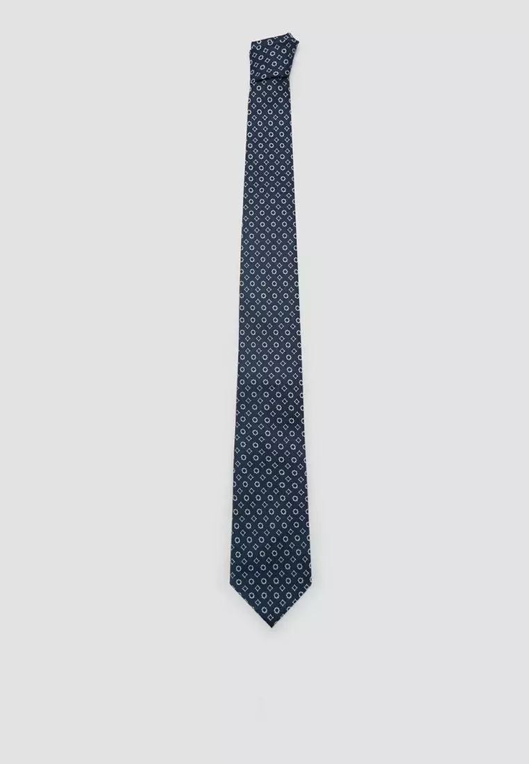 Geometric Patterned Silk Tie
