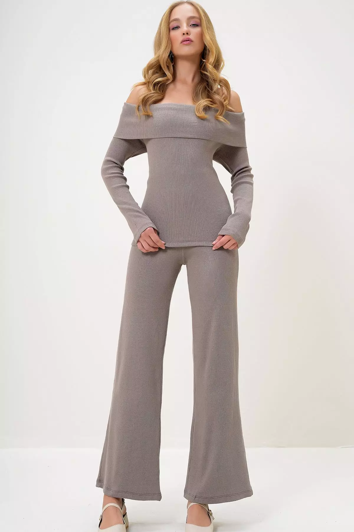 Off Shoulder Top & Pants Set