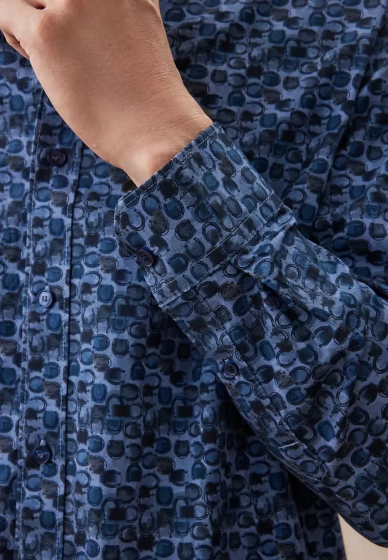 G2000 Wrinkle-Free Horseshoe Digital Print Comfort Fit Twill Casual Shirt