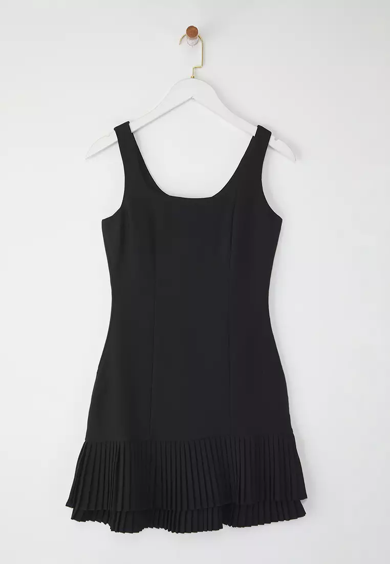 Black Plain Pleated Mini Woven Dress TWOSS25EL00753