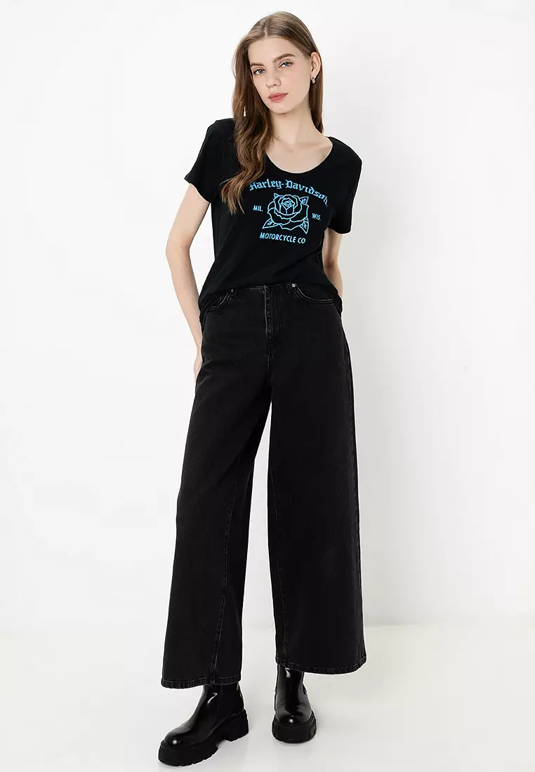 Harley-Davidson® United V-Neck Rosebud Tee