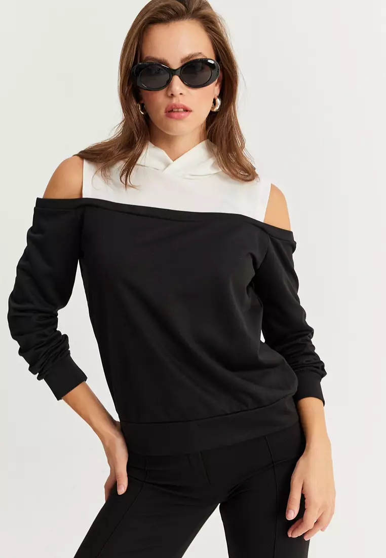 Combined Cold Shoulders Sweatshirt
