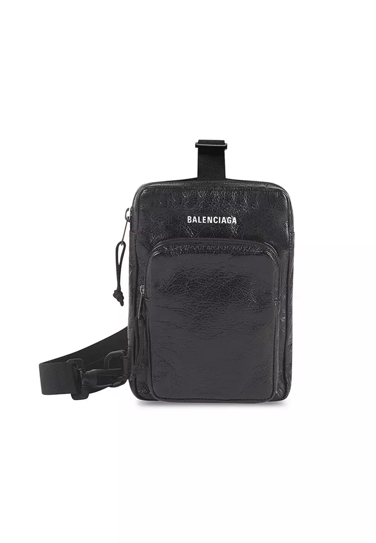 線上選購BALENCIAGA Balenciaga Explorer 斜背包(黑色) | ZALORA 台灣
