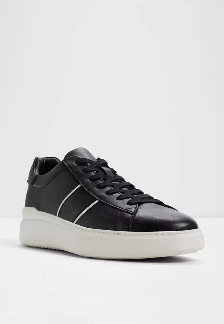 Paxon Low-Top Sneakers