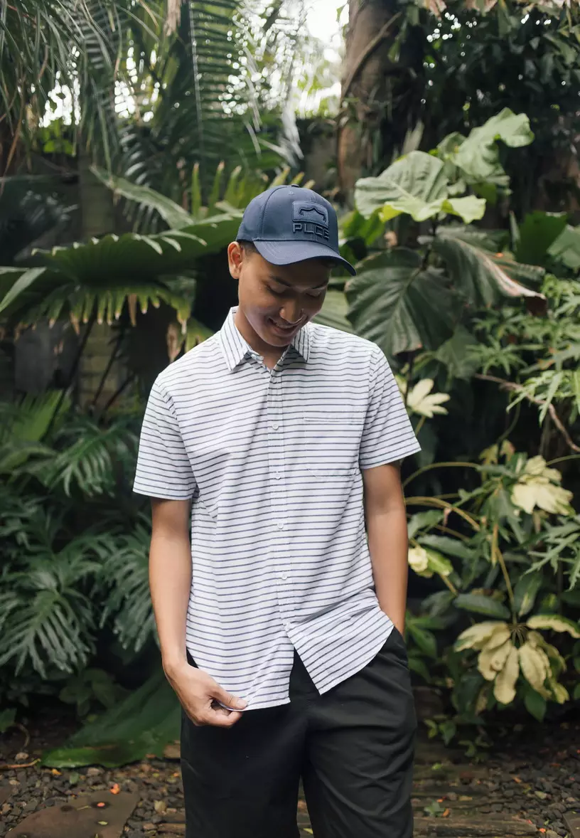 RBJ Kemeja Salur Printing Putih Regular Fit Pria