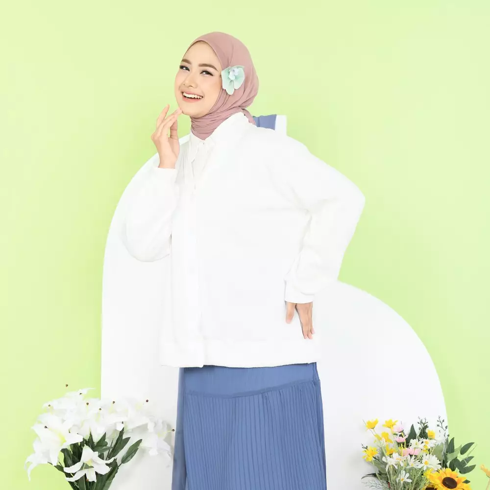 Licca Cardigan - Broken White M19725 R36S4