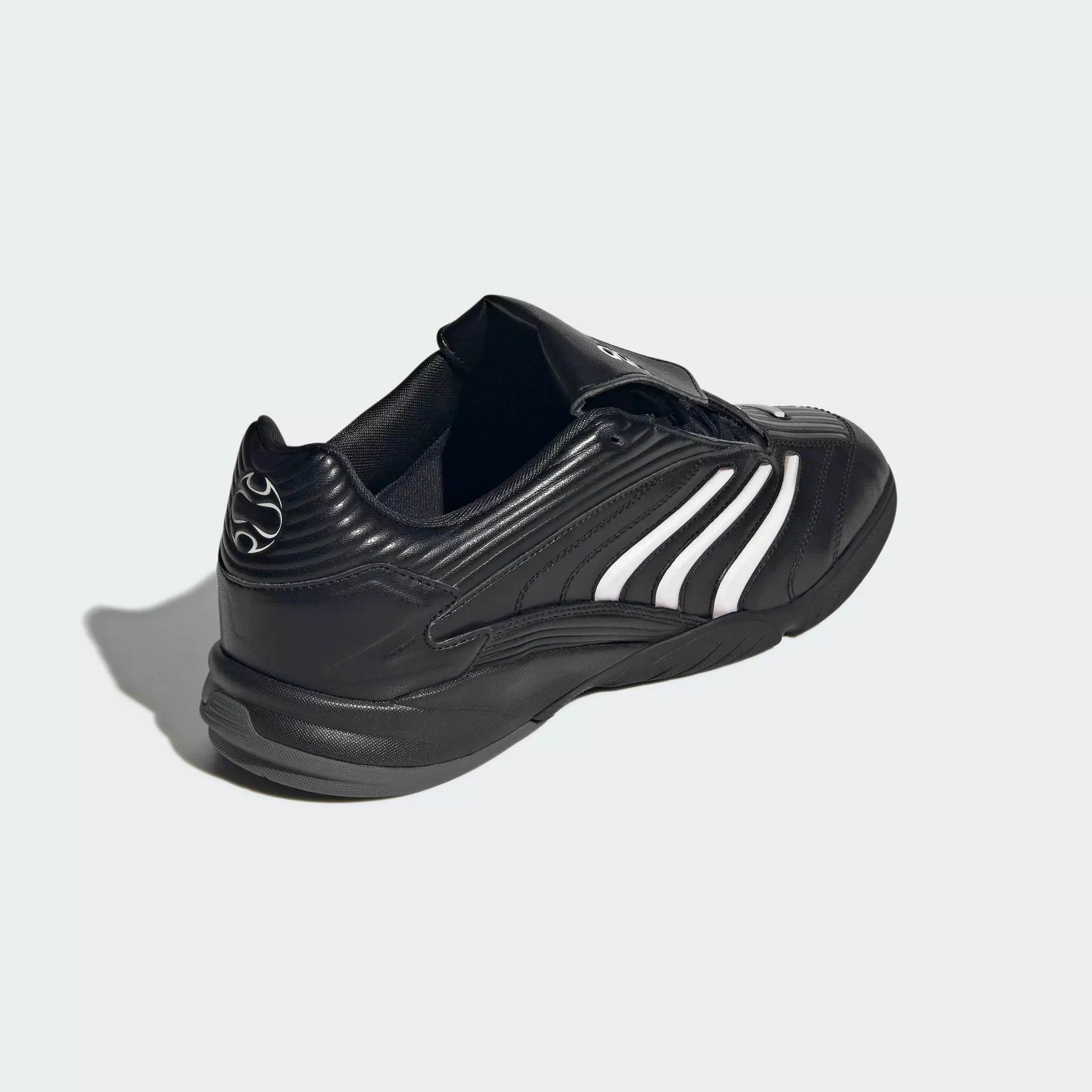 Lifestyle Predator Sala Shoes Unisex Black JQ3916