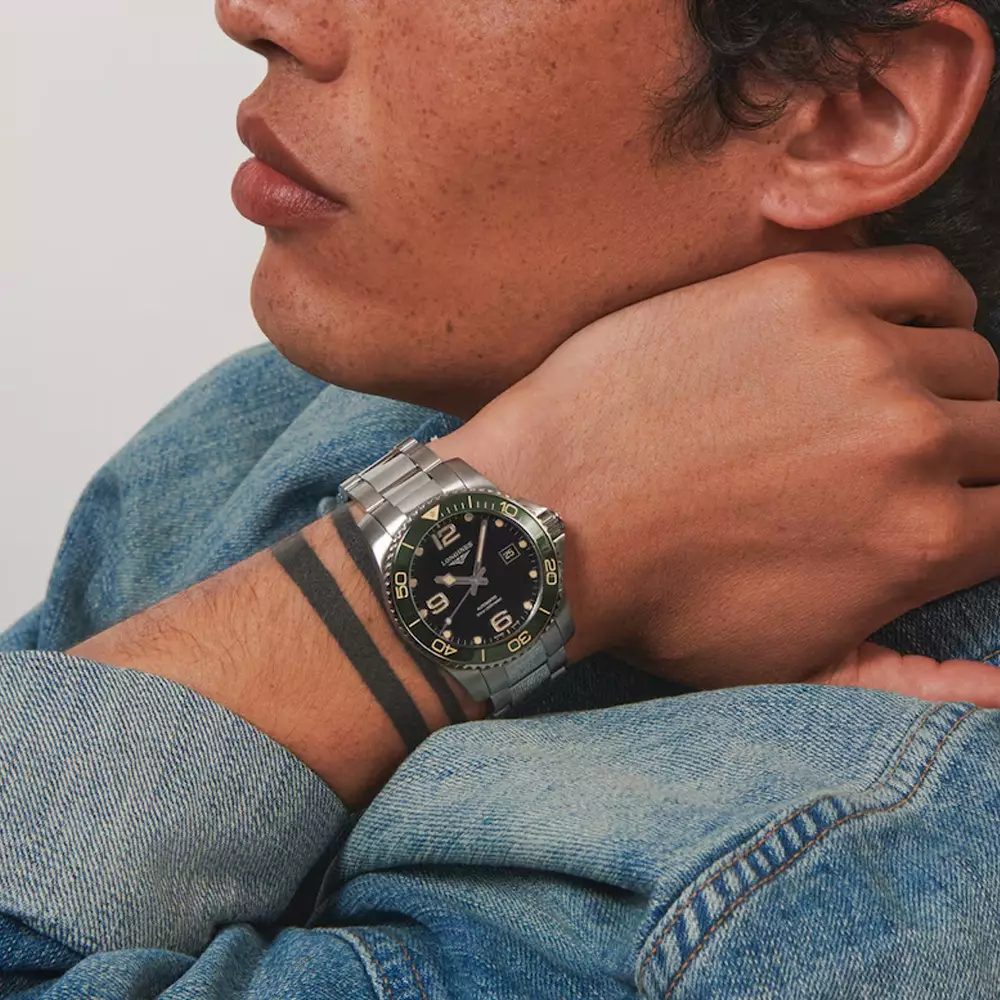 HydroConquest 41 - L3.781.4.05.6 Adventure Black Green Steel