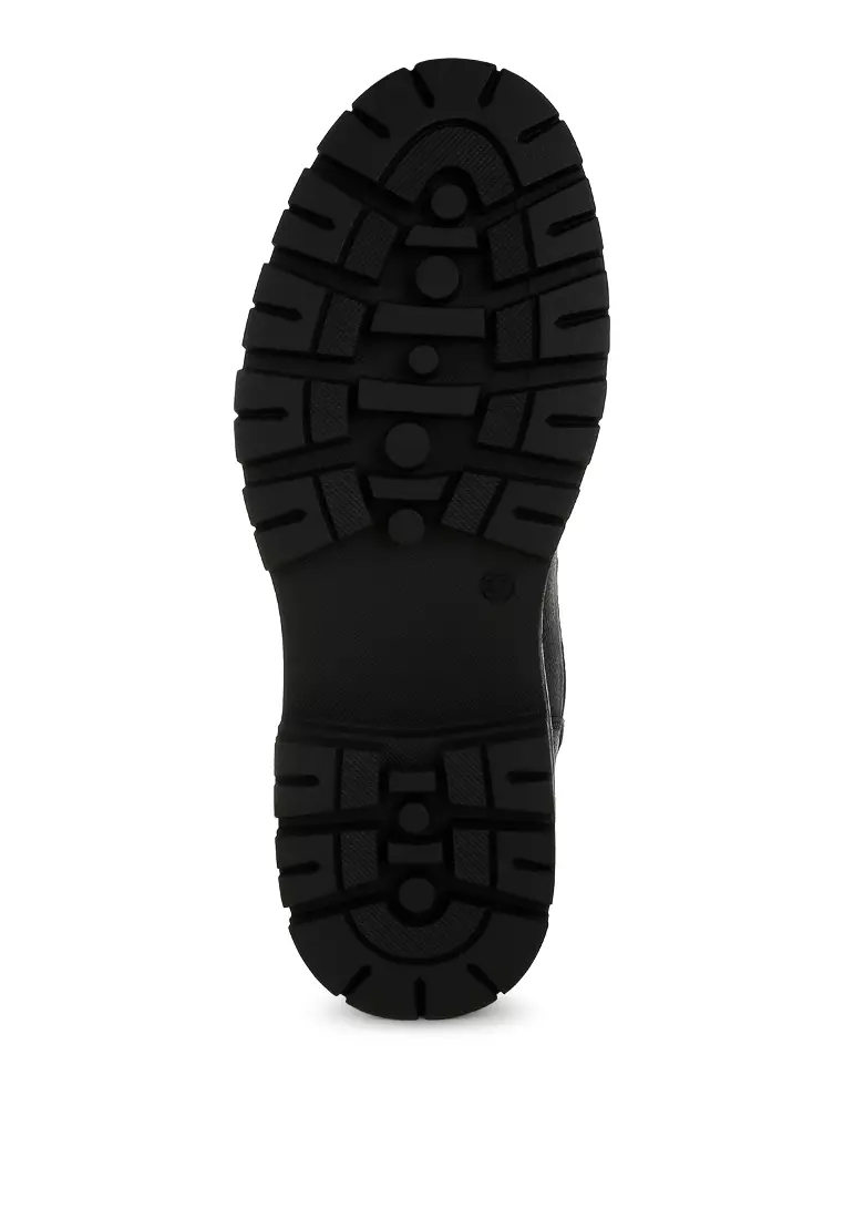 Sepatu Bot Hangat Tebal Bertali Warna Hitam