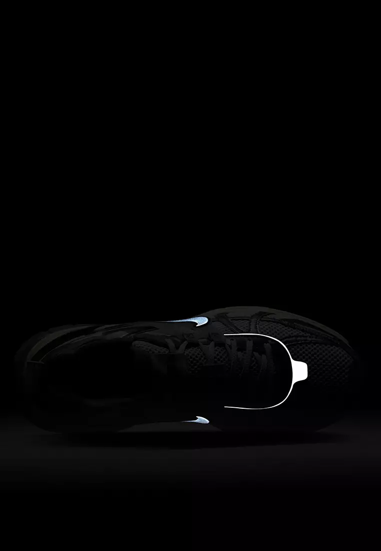 V2K Run Shoes with Reflective Accents