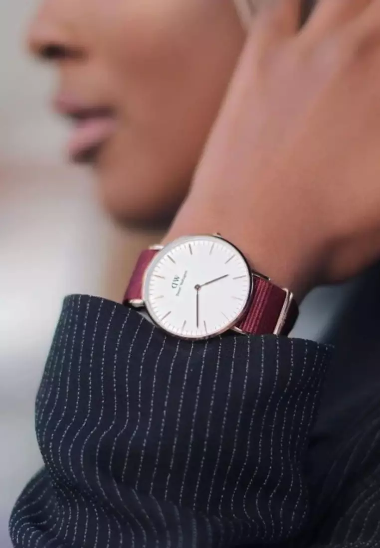 DW Daniel Wellington 手錶 Classic Cambridge 40mm 藍白紅織紋錶-白錶盤-銀框 (DW00100017)