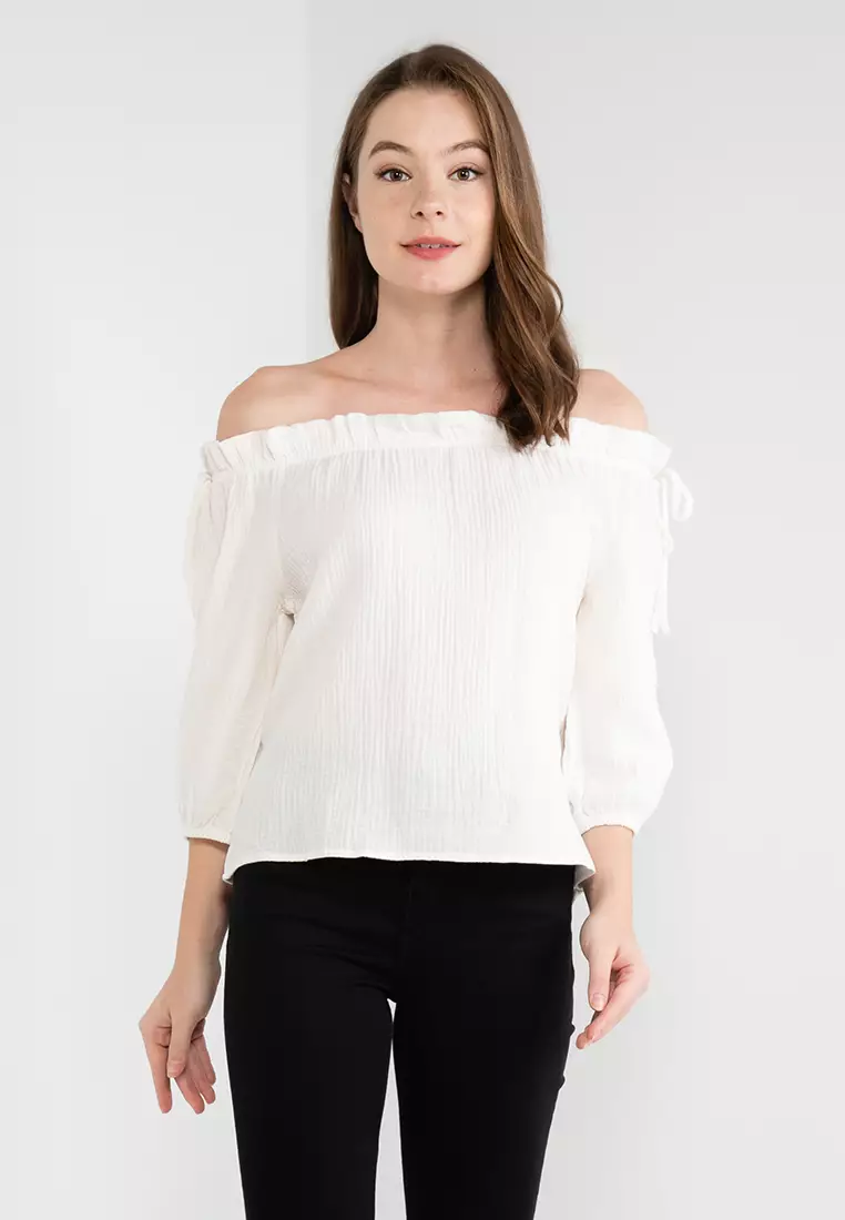 Only off 2025 shoulder top