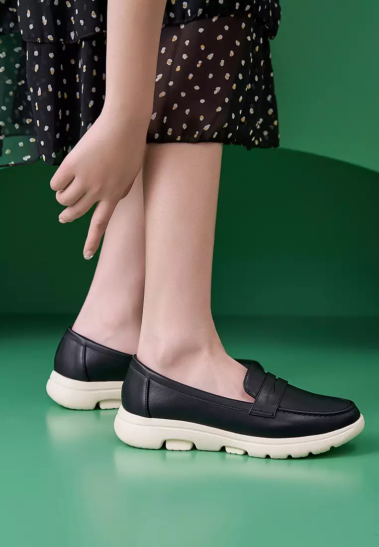Penny Synthetic Leather Slip-Ons ALM888-1