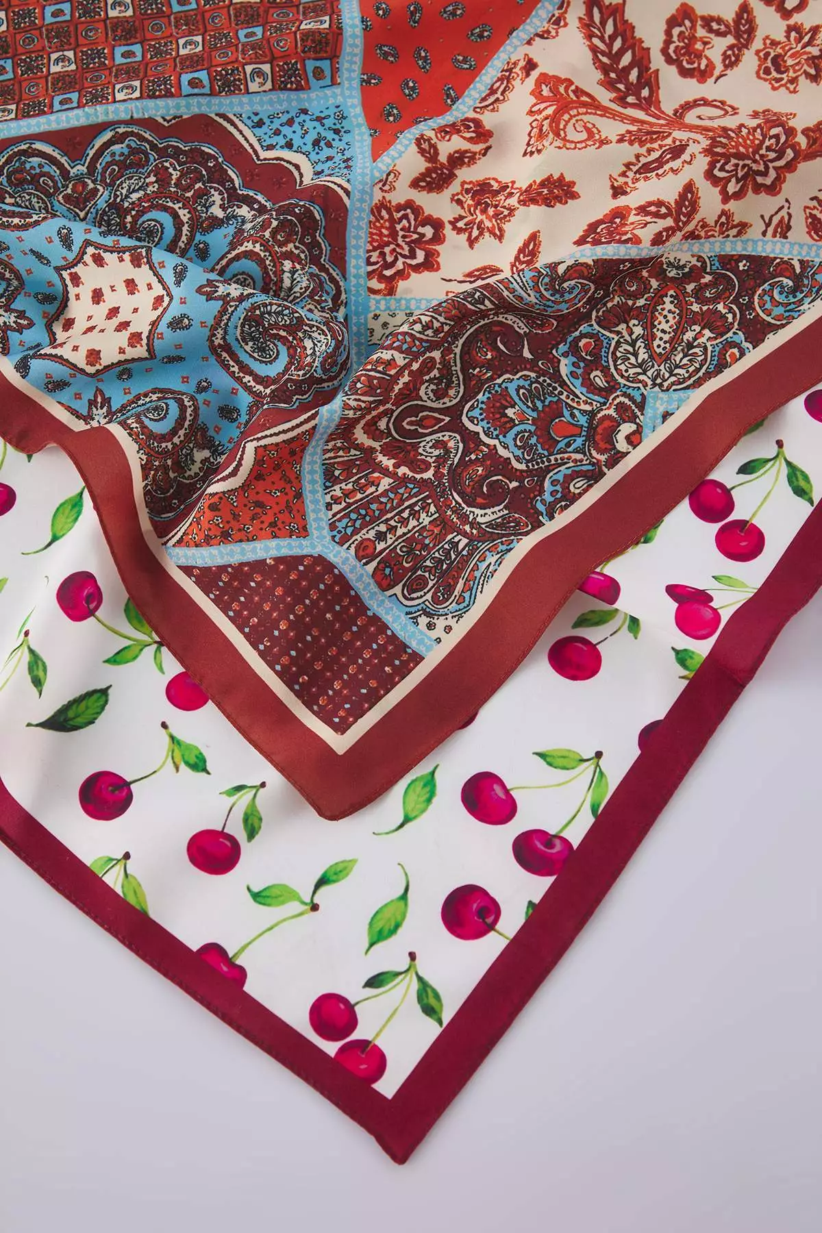 Red Patterned 50*50cm 2-Pack Scarf Accessory