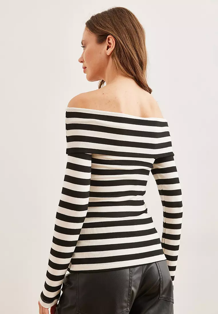 Madonna Collar Soft Touch Flexible Blouse