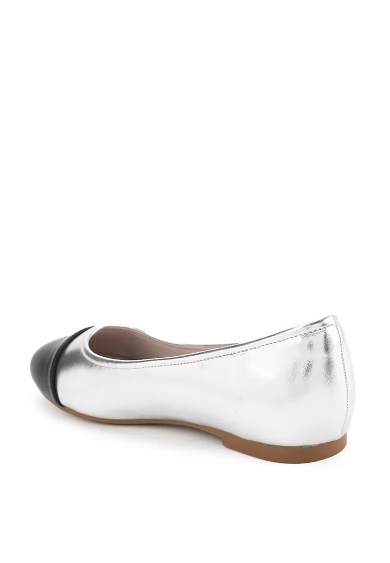 Carter J2475-12 Flat Shoes Silver/Black