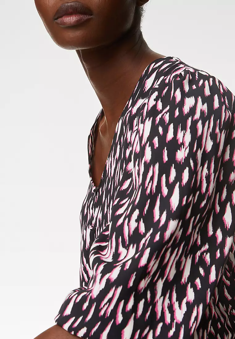 Floral V-Neck Button Detail Blouse