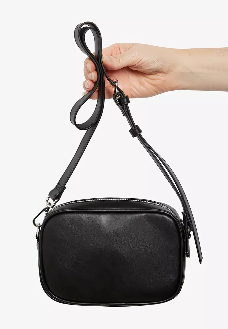 Monki shop shell bag