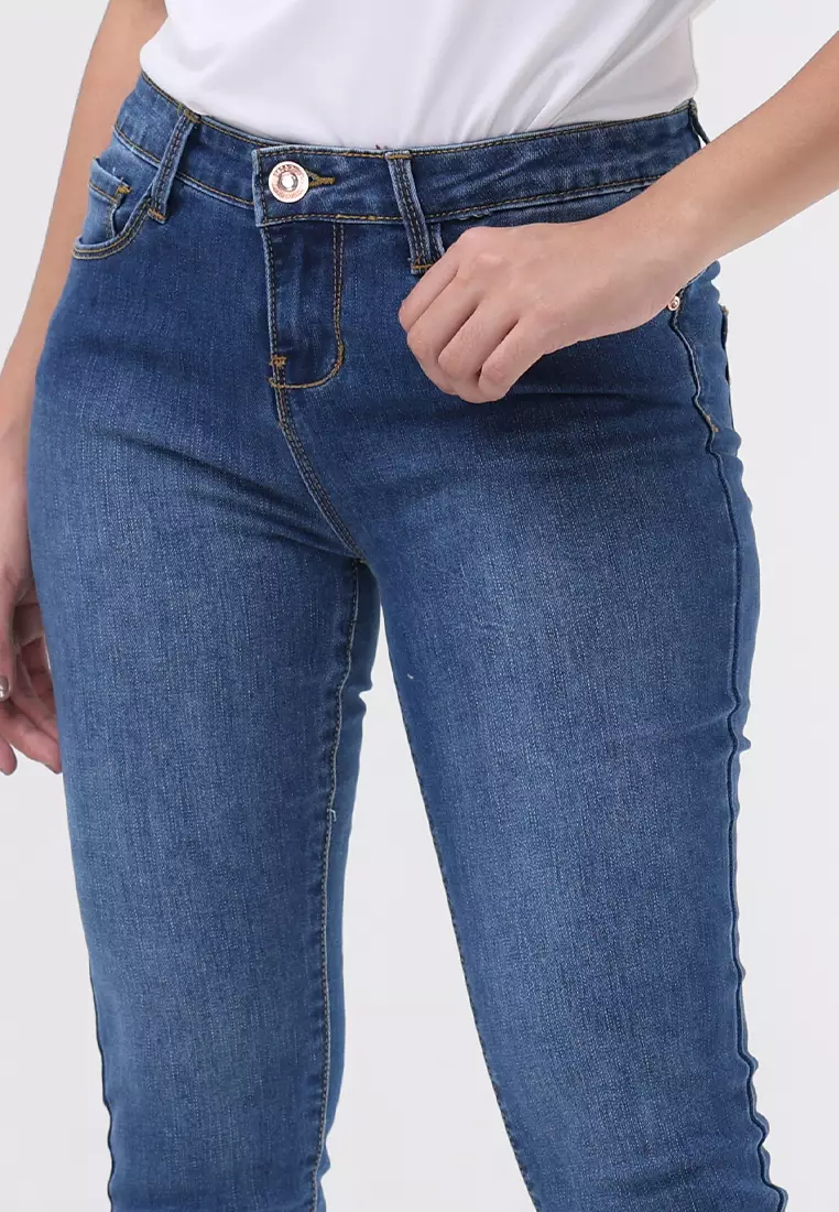 Slim And Cropped Low Waist Jeans