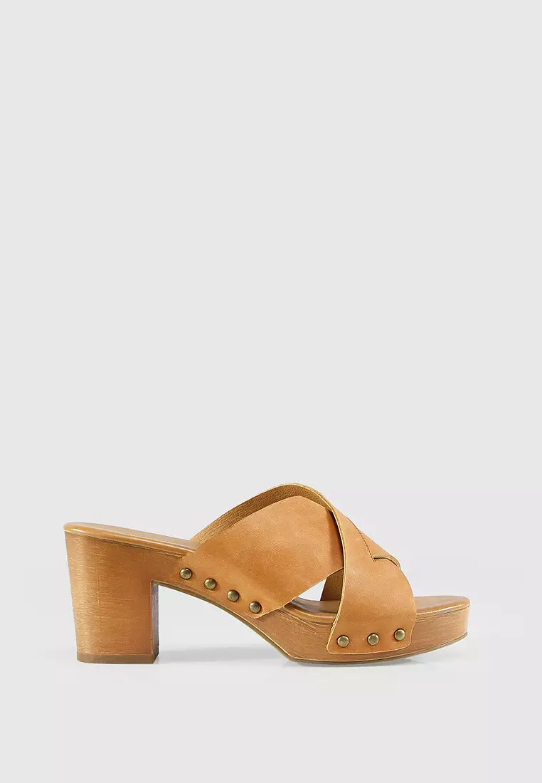 Tan clog heels store
