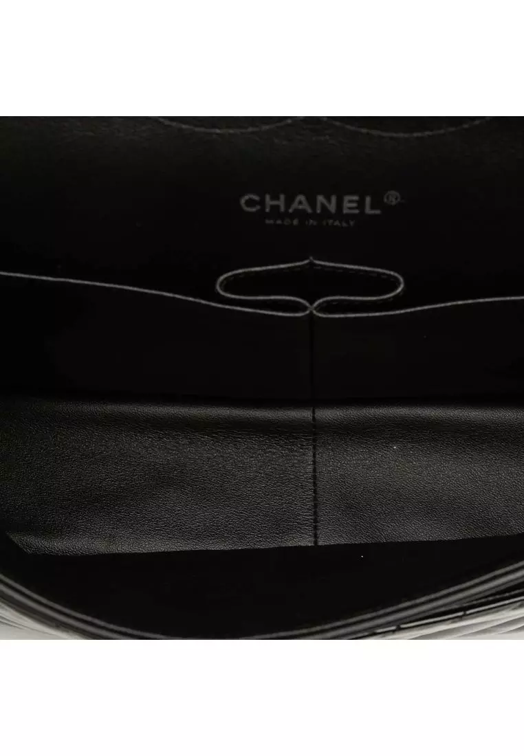 Pre-Loved Chanel Jumbo Classic Chevron Patent Double Flap
