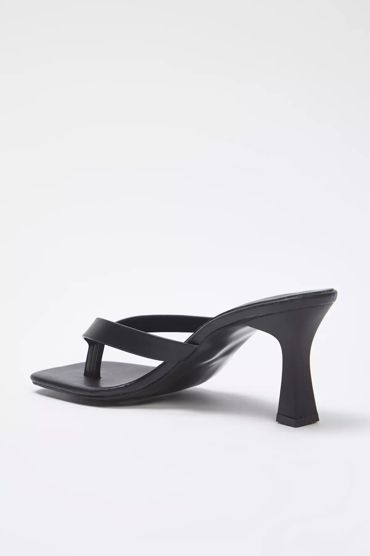 Black Square Toe Flip Flops Women Thin Heels Slippers Takss25To00096