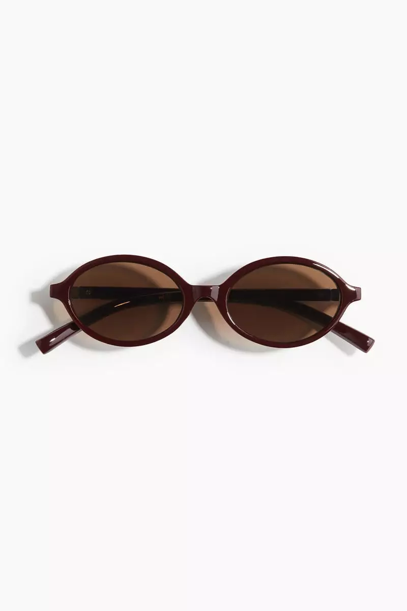 Oval sunglasses