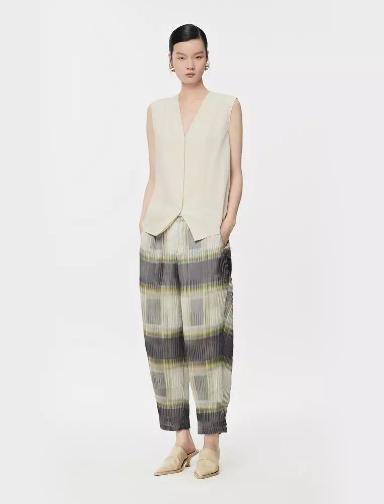 Check tapered mid-length trousers