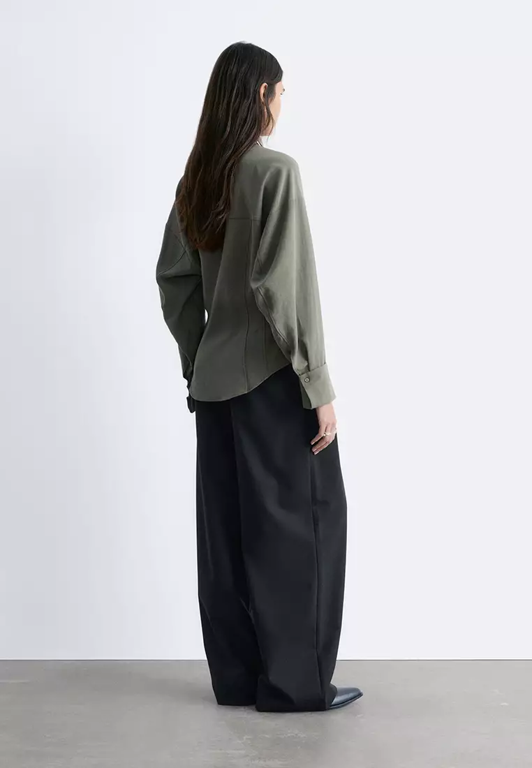 Balloon-Sleeved Tapered Shirt