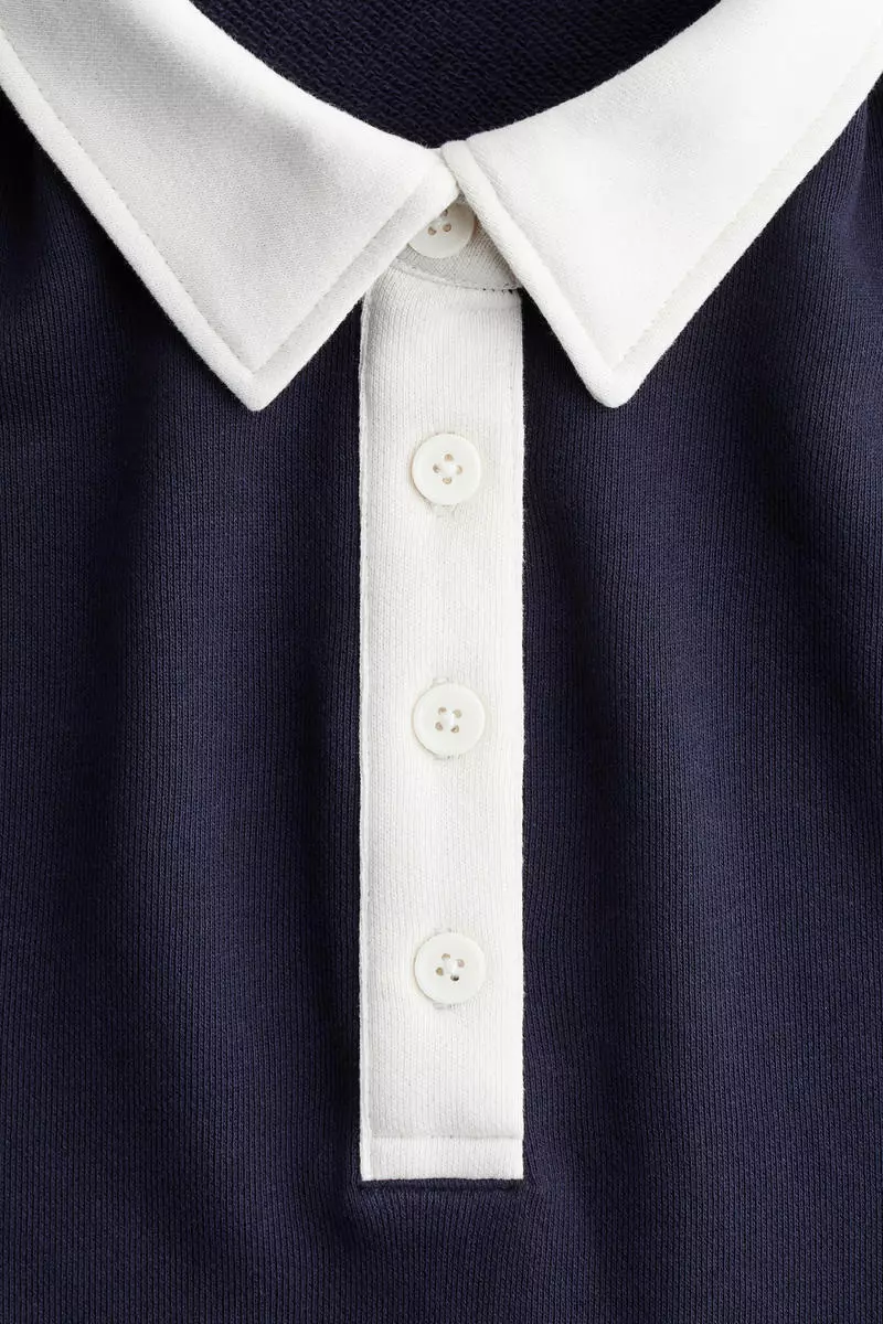 Oversized rugby shirt