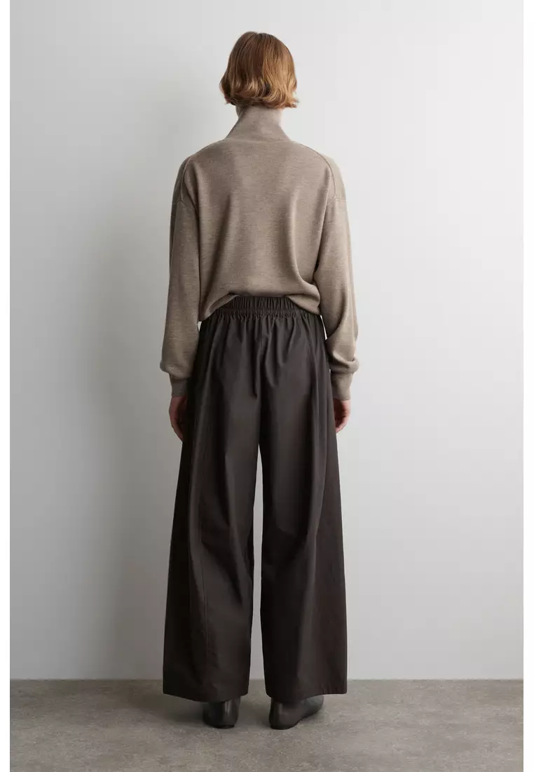 ELASTICATED BARREL-LEG TROUSERS