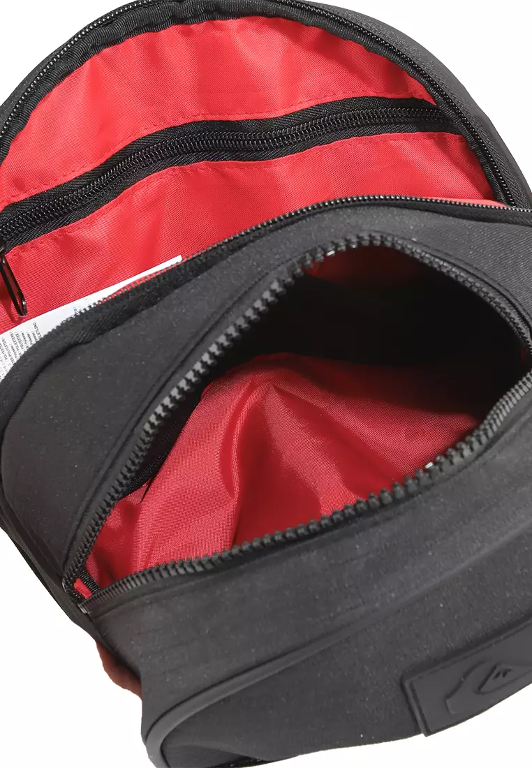 Arc Toiletry Kit
