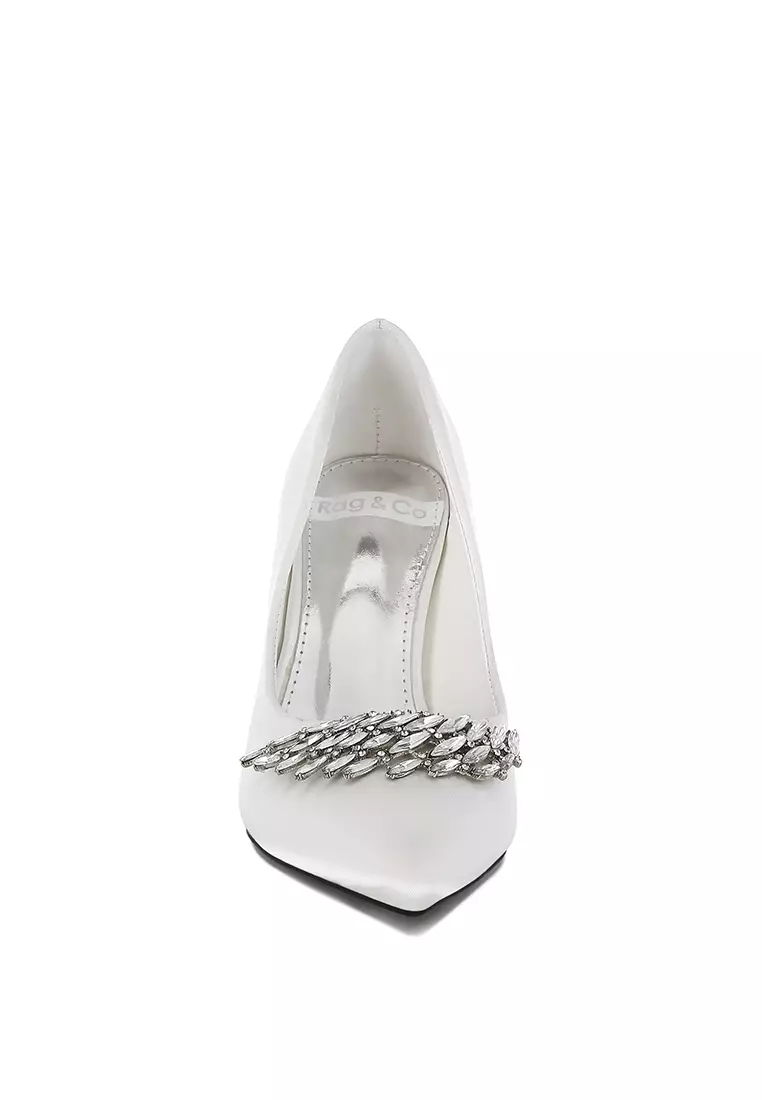 Diamante Brooch Detail Satin Pumps In White