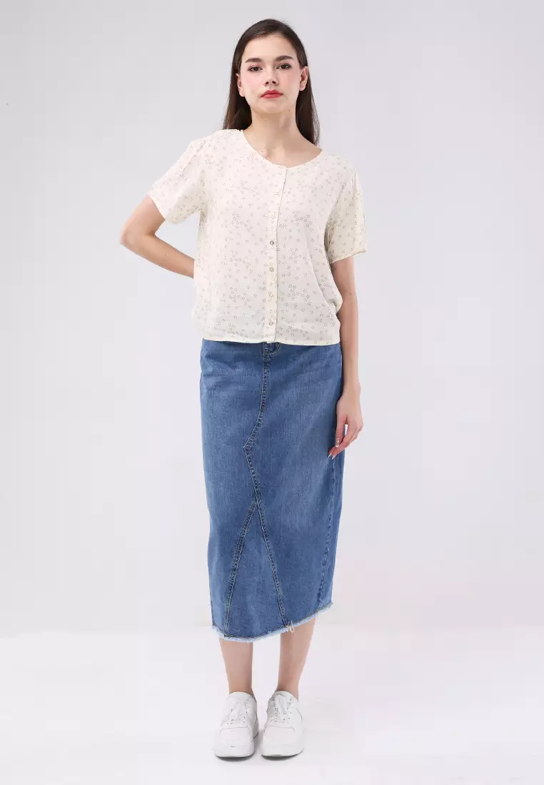 Printed Soft Linen Short Sleeves Round Neck Blouse