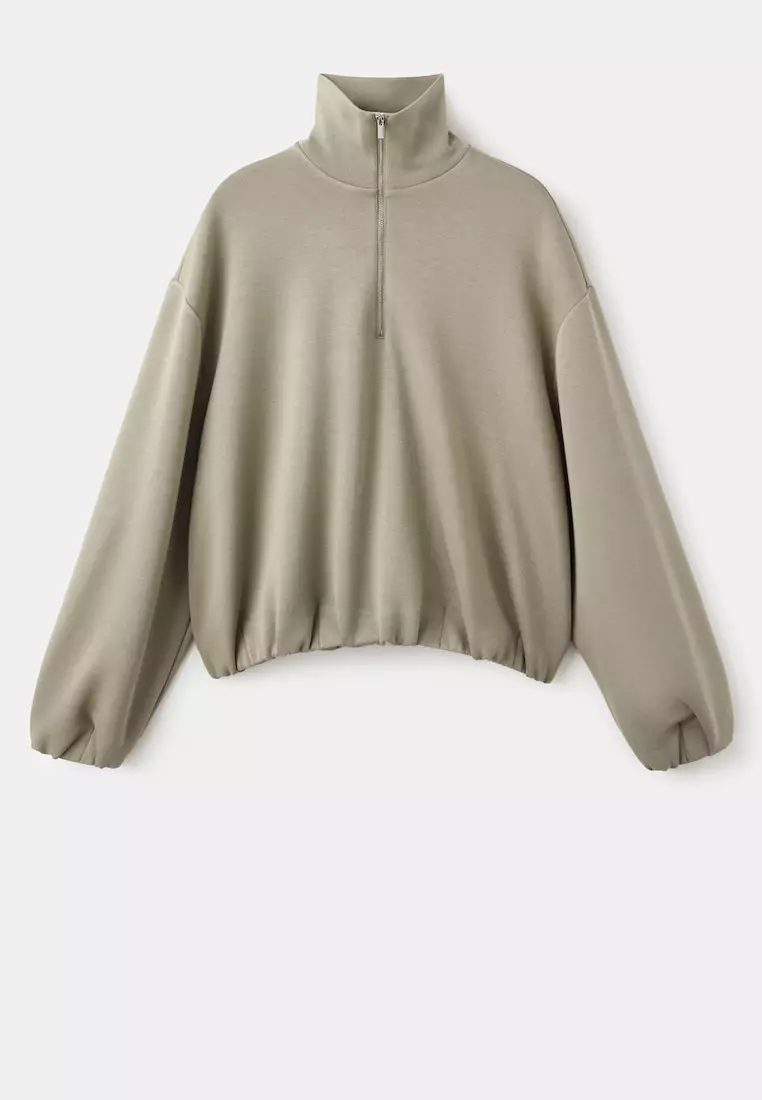 Balloon Sweatshirt with High Collar