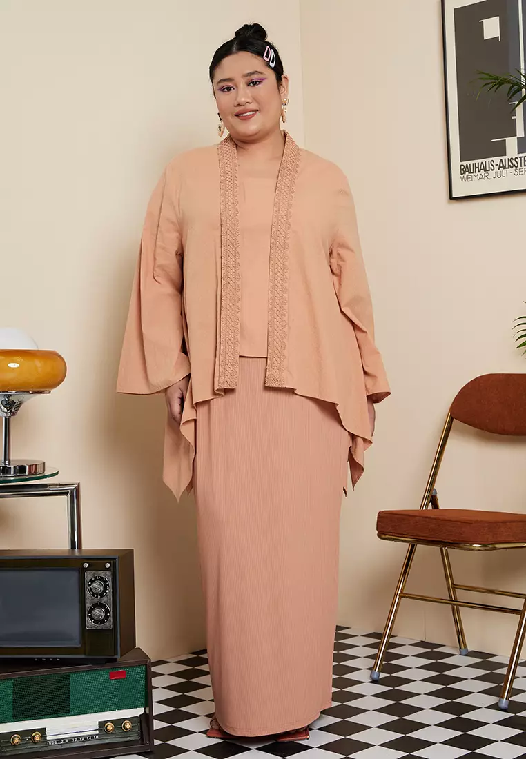 Kebaya moden top plus size