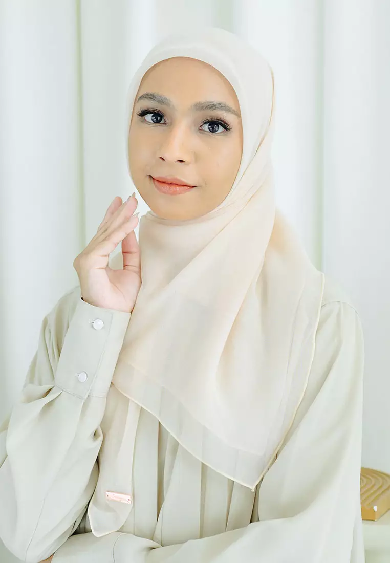 Kirana Paris Plain Japan Champagne