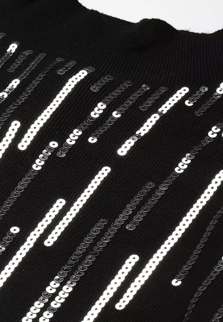 Atasan Lengan Panjang Detail Sequin Warna Hitam