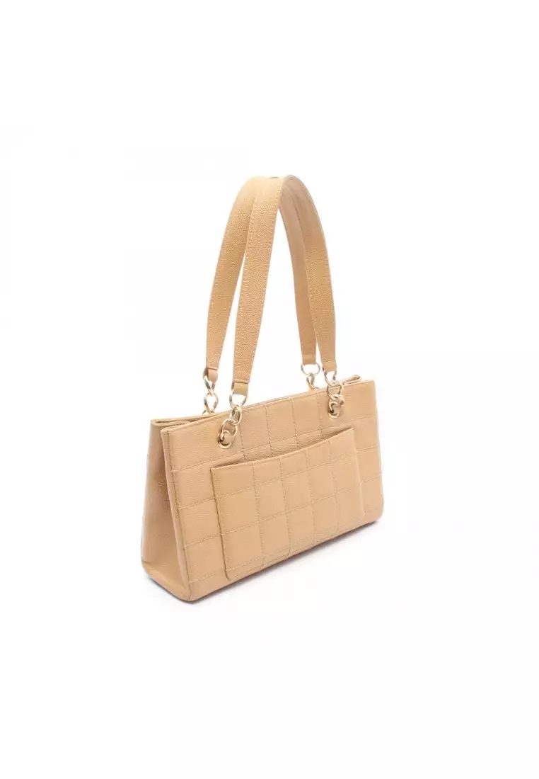 Pre-Loved Chanel chocolate bar chain shoulder bag chain tote bag Caviar skin beige gold hardware