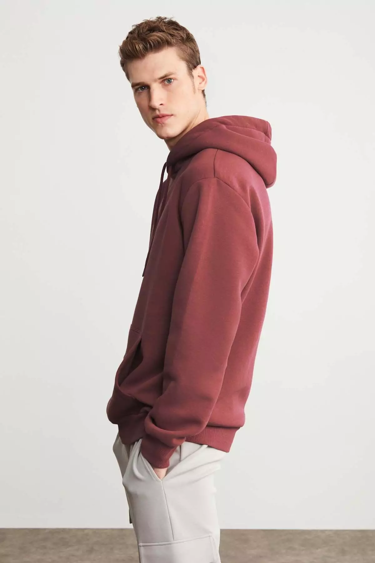 Jorge Basic Hoodie