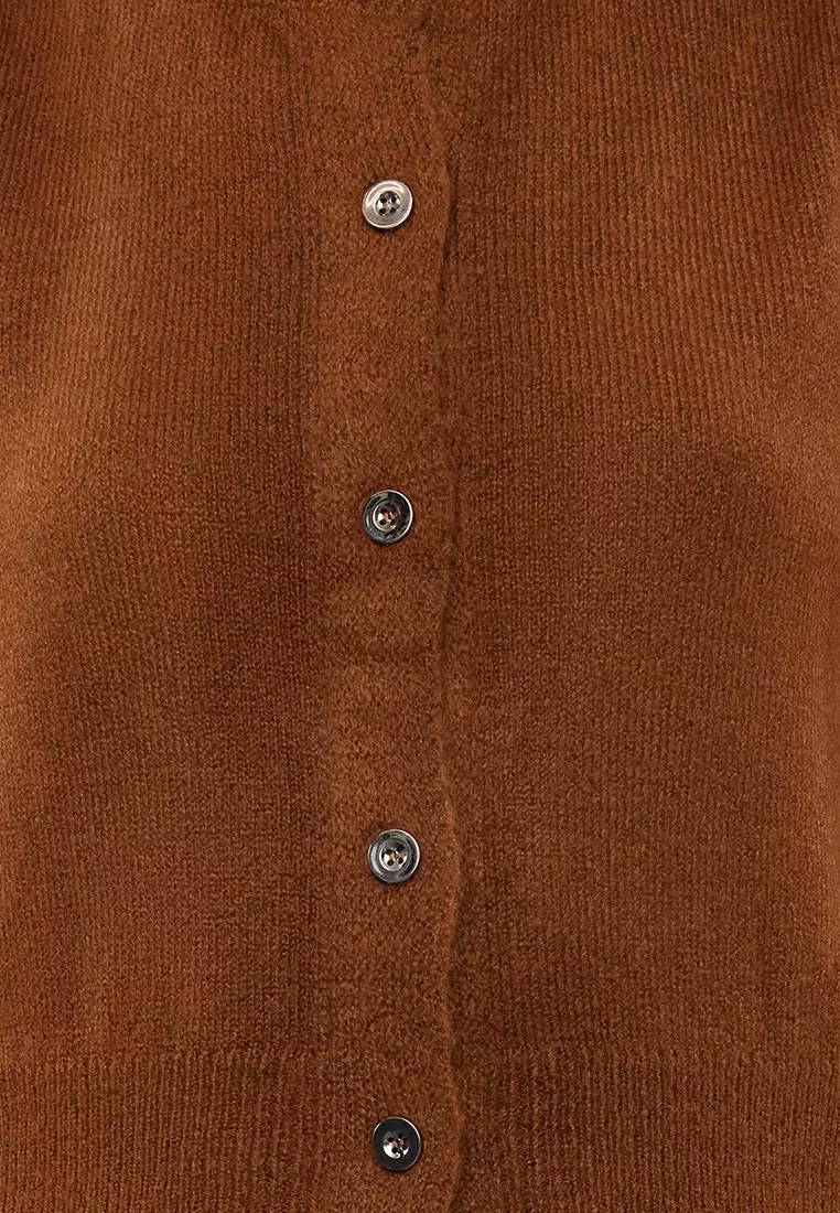 Limited Edition Brown Soft Texture Knit Vest TWOAW24HI00403