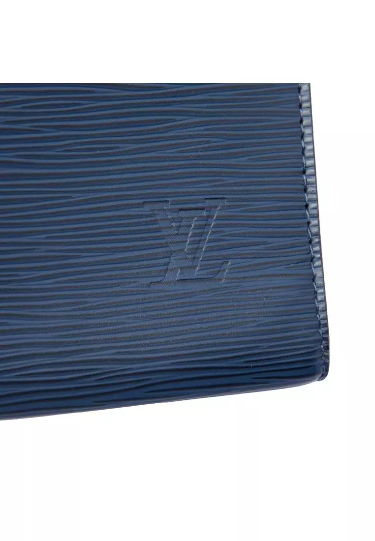 Pre-Loved Louis Vuitton Epi Toiletry Pouch 26