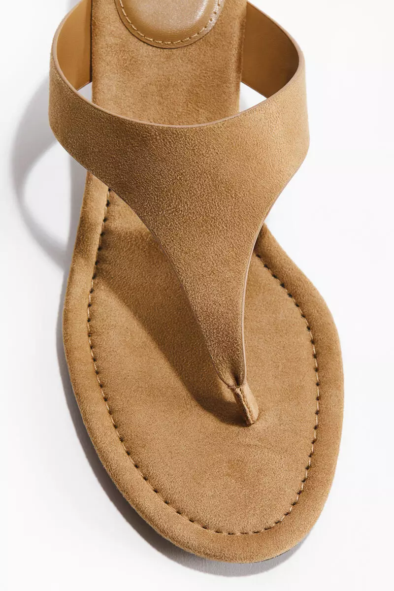Kitten-heeled sandals